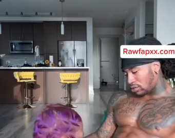 Onlyfan Milf Mssapphireee Sucking Huge Cock